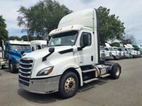 2019 Freightliner NEW CASCADIA 126