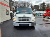 2015 Freightliner M2 106