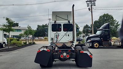2020 Freightliner CASCADIA 113