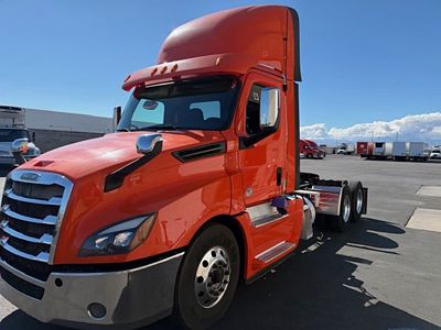 2020 Freightliner NEW CASCADIA PX12664