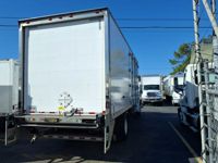 2018 Freightliner M2 106