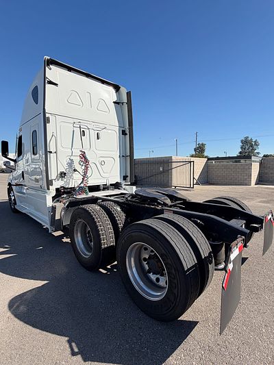 2024 Freightliner NEW CASCADIA PX12664