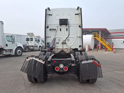 2020 Freightliner CASCADIA 125