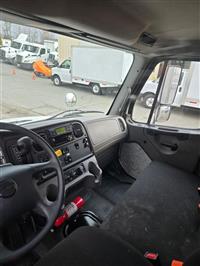 2020 Freightliner M2 106