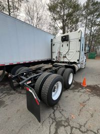 2020 Freightliner CASCADIA 125