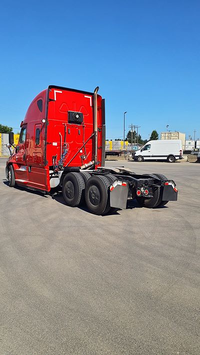 2019 Freightliner CASCADIA 125