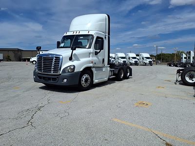 2019 Freightliner CASCADIA 125