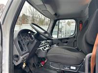 2016 Freightliner M2 106