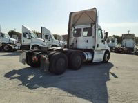 2020 Freightliner CASCADIA 125