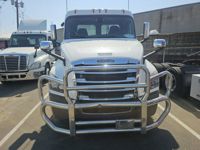 2020 Freightliner NEW CASCADIA PX12664