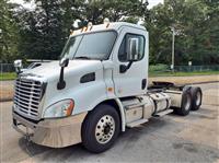 2019 Freightliner CASCADIA 113