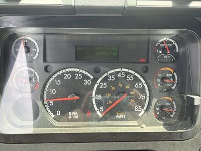 2017 Freightliner CASCADIA 125