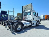 2020 Freightliner NEW CASCADIA 116