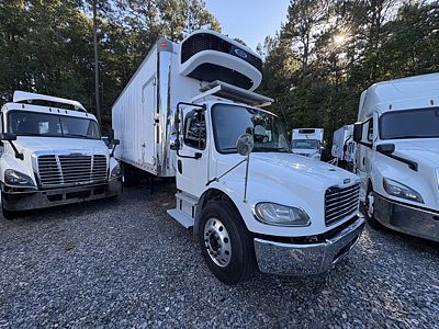 2021 Freightliner M2 106