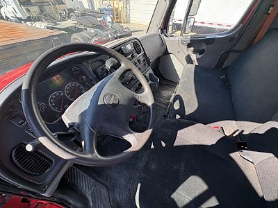 2019 Freightliner M2 106
