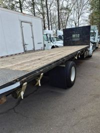 2014 Freightliner M2 106