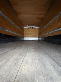 2018 Freightliner M2 106