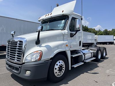 2020 Freightliner CASCADIA 125