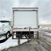 2018 Freightliner M2 106