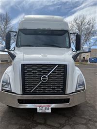 2019 Volvo VNL64T-760