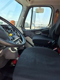 2020 Freightliner M2 106