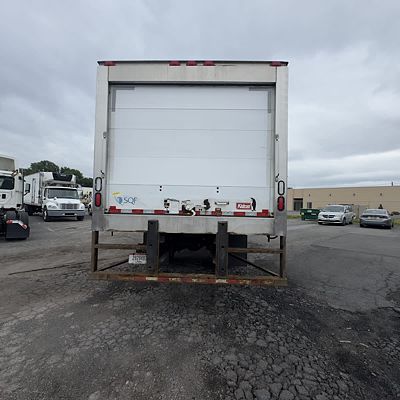 2020 Freightliner M2 106
