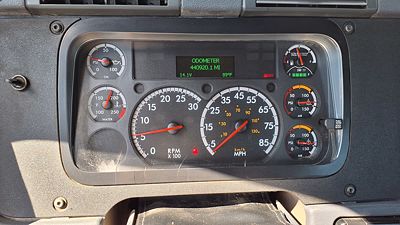 2020 Freightliner CASCADIA 125