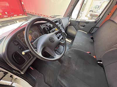2019 Freightliner M2 106