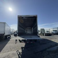 2021 Freightliner M2 106