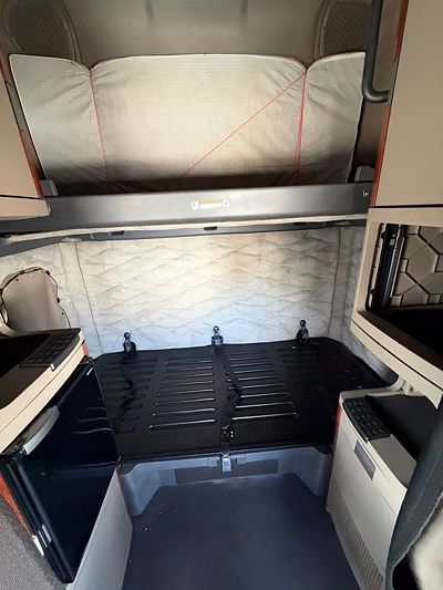 2019 Freightliner CASCADIA 125