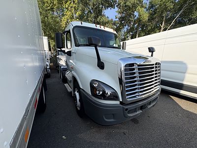 2019 Freightliner CASCADIA 125
