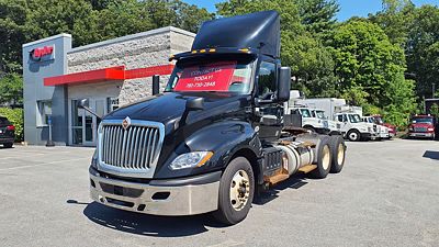 2020 International LT625