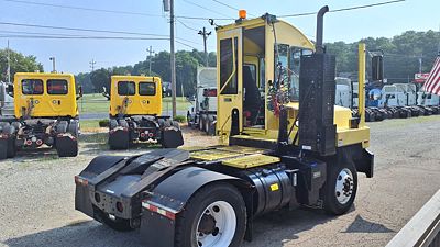2021 Autocar ACTT42