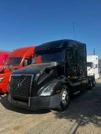 2020 Volvo VNL64T-740