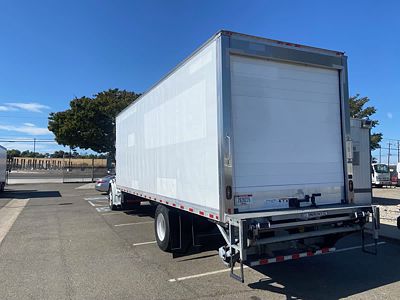 2018 Freightliner M2 106