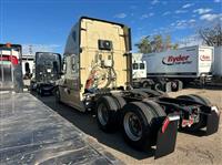 2017 Freightliner CASCADIA 125