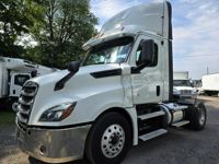 2019 Freightliner NEW CASCADIA 126
