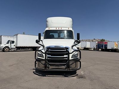 2021 Freightliner NEW CASCADIA PX12664