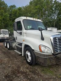 2017 Freightliner CASCADIA 125