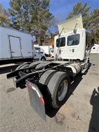 2015 Freightliner CASCADIA 113