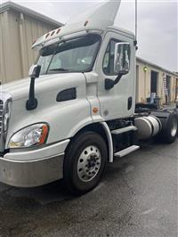 2016 Freightliner CASCADIA 113