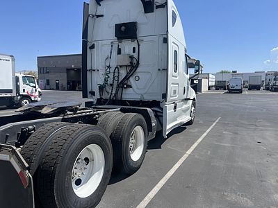 2020 Freightliner NEW CASCADIA PX12664