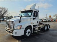 2017 Freightliner CASCADIA 125