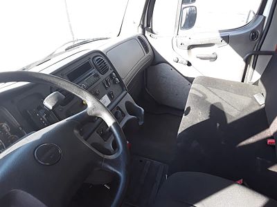 2016 Freightliner M2 106
