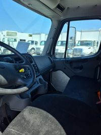 2018 Freightliner M2 106