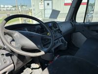 2018 Freightliner M2 106