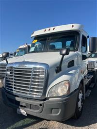 2017 Freightliner CASCADIA 113