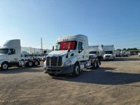2020 Freightliner CASCADIA 113" DAYCAB
