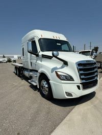 2020 Freightliner NEW CASCADIA 126