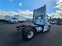 2014 Freightliner CASCADIA 113